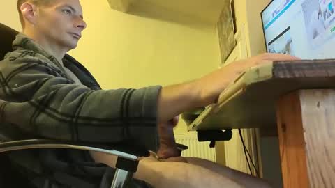 sebastianspalding450 online show from October 9, 9:04 am