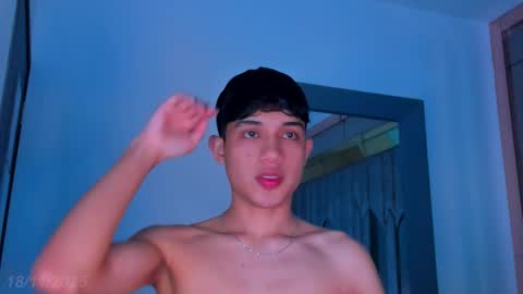 Sebastian online show from November 18, 8:56 pm