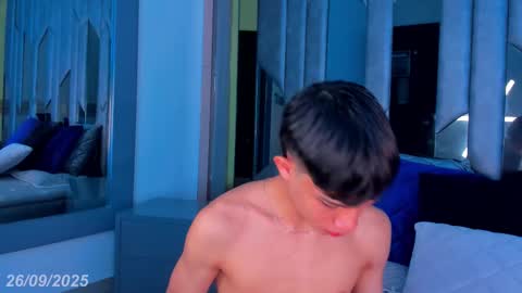 Snapshot of sebax_00 chatting on September 26, 7:55 pm Sebastian online show from September 26, 7:55 pm