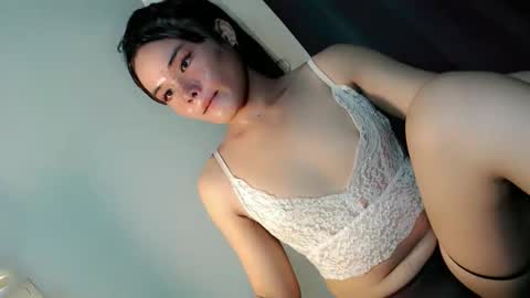 kwen online show from September 11, 4:19 pm