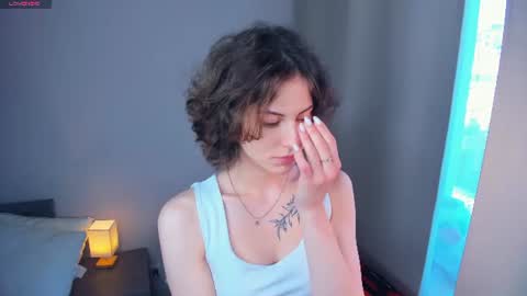 Mia online show from July 19, 8:39 am