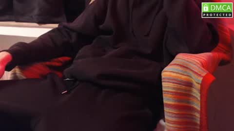 maybe Phil  online show from December 21, 7:31 pm