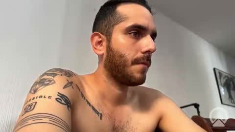 secretaura online show from April 20, 10:24 pm