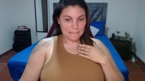 Secret Bella online show from June 17, 12:10 pm