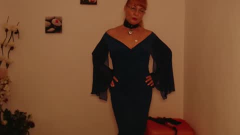 SecretRosemary online show from December 1, 7:16 pm