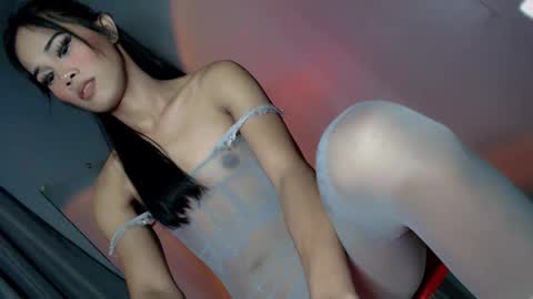 Snapshot of seduce_and_surrender chatting on October 14, 7:33 am YU RI online show from October 14, 7:33 am
