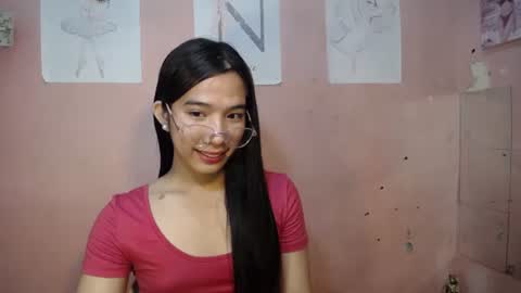 Snapshot of seductive_abia chatting on September 28, 3:15 am JUST CALL ME ABIA online show from September 28, 3:15 am