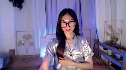 seductive_kimxxx online show from March 30, 6:57 am