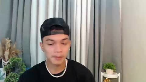 seductive_michael online show from April 19, 11:33 am