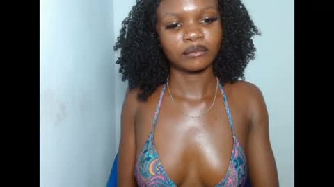 seductive_sugar247 online show from April 18, 3:08 am