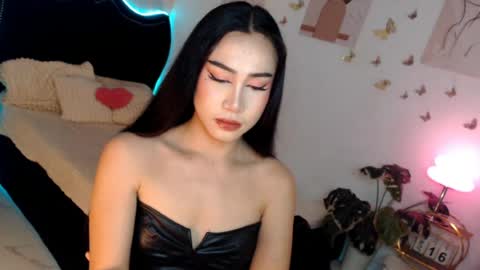 Vanessa online show from June 15, 6:11 pm