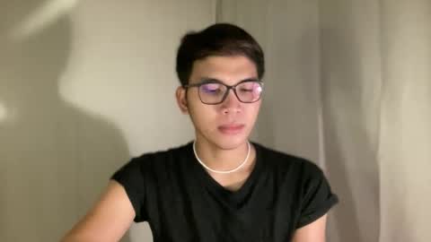 Snapshot of seductive_william chatting on September 15, 10:28 am William online show from September 15, 10:28 am