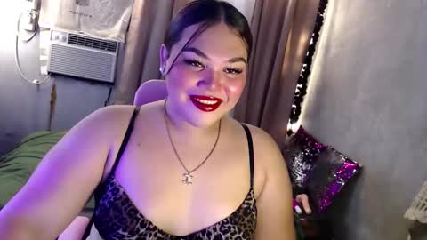 Its me Jazzi online show from January 17, 4:00 am