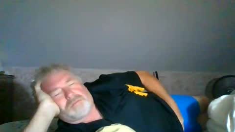 seeuinmyroom online show from August 1, 9:16 pm