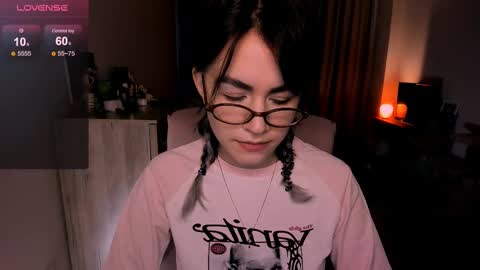 selectrra online show from February 19, 12:00 pm