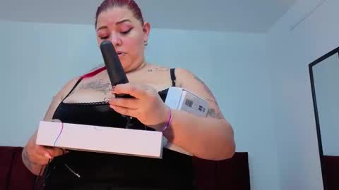 Selena online show from November 19, 12:15 pm