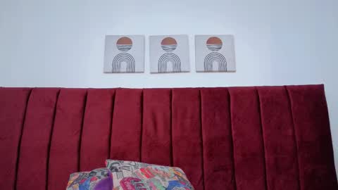 Selena online show from December 4, 1:00 pm