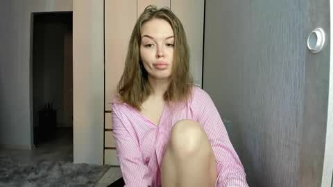 selenagentle online show from May 31, 2:32 am