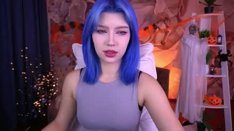 selenairis online show from November 1, 10:20 pm