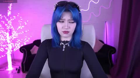 selenairis online show from January 6, 11:09 pm