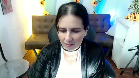 selene online show from March 4, 2:10 pm