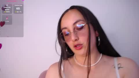 selene_swee online show from June 4, 10:16 pm