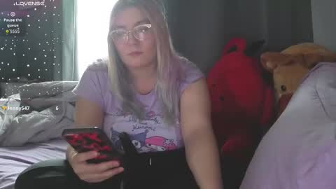 Selene online show from March 4, 4:48 pm