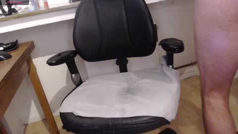 Snapshot of selfsuckermbb chatting on December 3, 5:49 pm selfsuckermbb online show from December 3, 5:49 pm