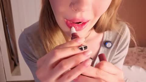 Selina online show from June 10, 2:33 am