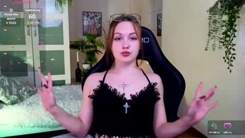 sweetie Selin 3 online show from October 10, 5:35 am