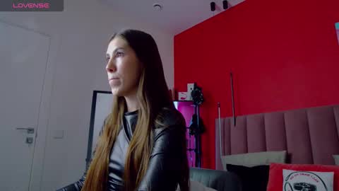 Nicole online show from September 15, 1:40 am