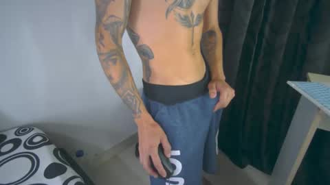 sem_alas online show from March 12, 3:46 am