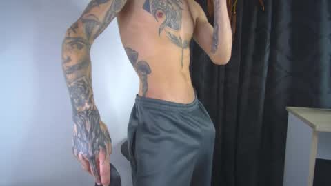 sem_alas online show from June 3, 5:21 am