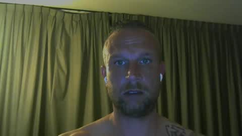 sence08 online show from April 2, 10:16 pm