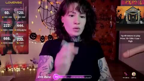 Snapshot of senorita_dakota chatting on October 23, 12:45 am senorita_dakota online show from October 23, 12:45 am
