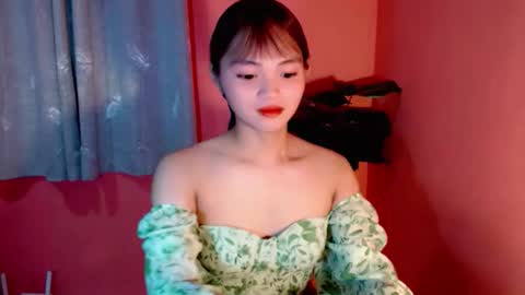 sensational_yeng online show from November 10, 3:59 pm