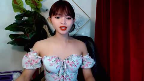 sensational_yeng online show from November 2, 4:29 pm