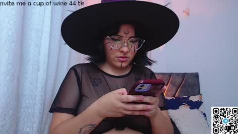 Camille and sophie online show from December 27, 6:14 am