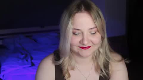 Ilona online show from May 15, 12:09 am
