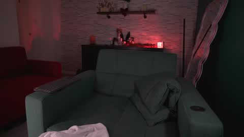 Snapshot of sensual_jassmine chatting on January 4, 4:11 pm Jasmine online show from January 4, 4:11 pm