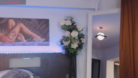 Hallie online show from September 13, 4:42 pm