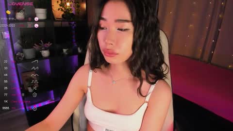 Snapshot of sensualily chatting on September 18, 4:11 pm Kiki online show from September 18, 4:11 pm