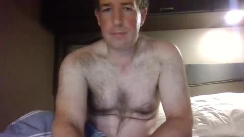 Snapshot of senyai40 chatting on October 6, 5:03 am senyai40 online show from October 6, 5:03 am