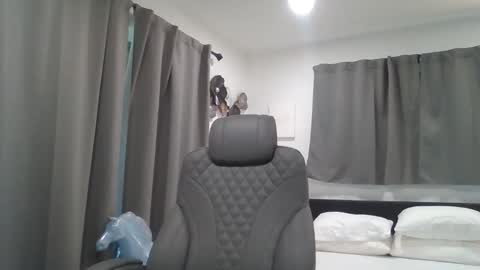 Snapshot of senyai40 chatting on October 16, 5:23 pm senyai40 online show from October 16, 5:23 pm