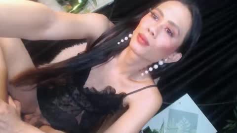 senyora_evangelista online show from April 13, 8:29 am