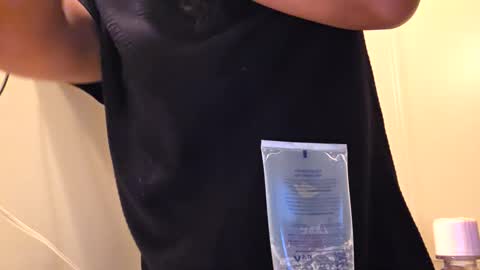 serani02 online show from February 14, 7:22 am