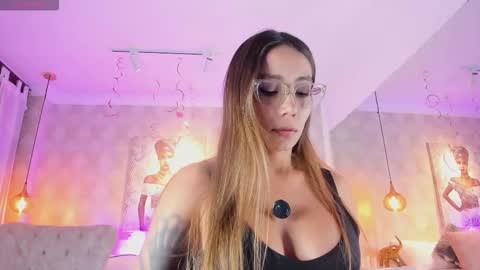 serena___ online show from February 11, 3:32 am