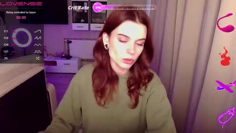 Snapshot of serenamilss chatting on October 18, 2:32 pm serenamilss online show from October 18, 2:32 pm