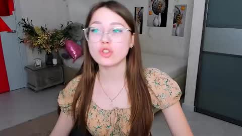 Ophelia online show from March 9, 10:30 am