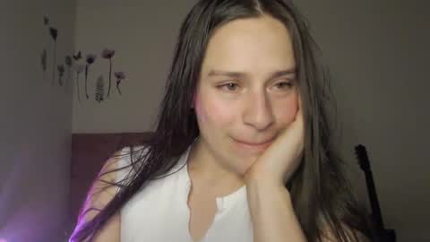 Snapshot of serenity_crystal chatting on October 8, 2:30 am serenity_crystal online show from October 8, 2:30 am